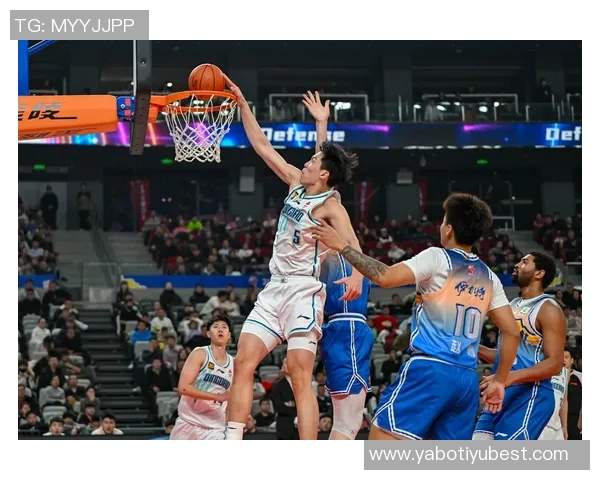 克林根首发与杨瀚森互补共进展现球队战术多样性