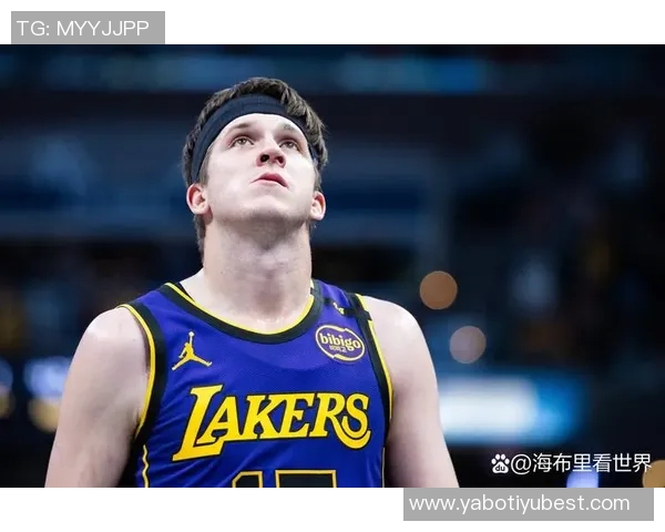 湖人官方推文庆祝里夫斯50分成就加入精英俱乐部的辉煌时刻